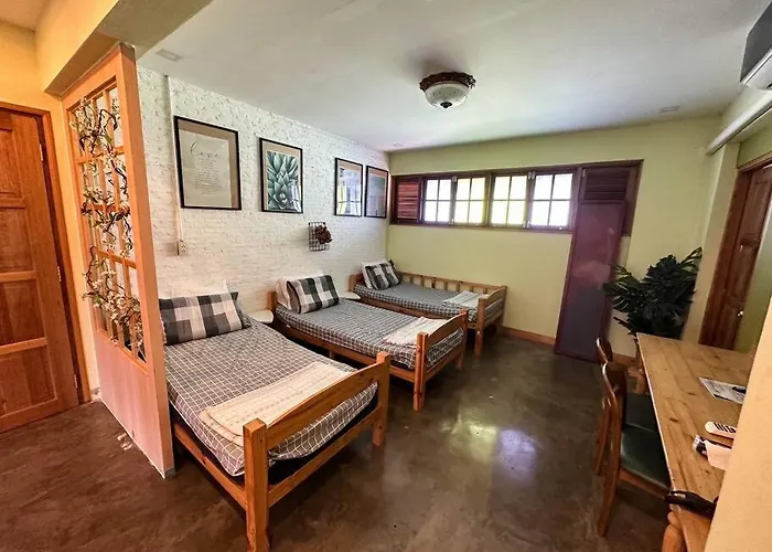 Ferienhaus T-house 10 -6br Max15ppl Whole House With Pool Bangkok