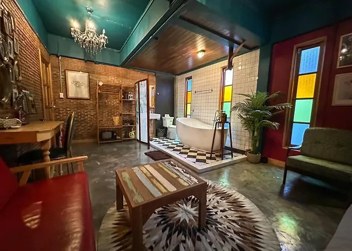 T-house 10 -6br Max15ppl Whole House With Pool * Bangkok